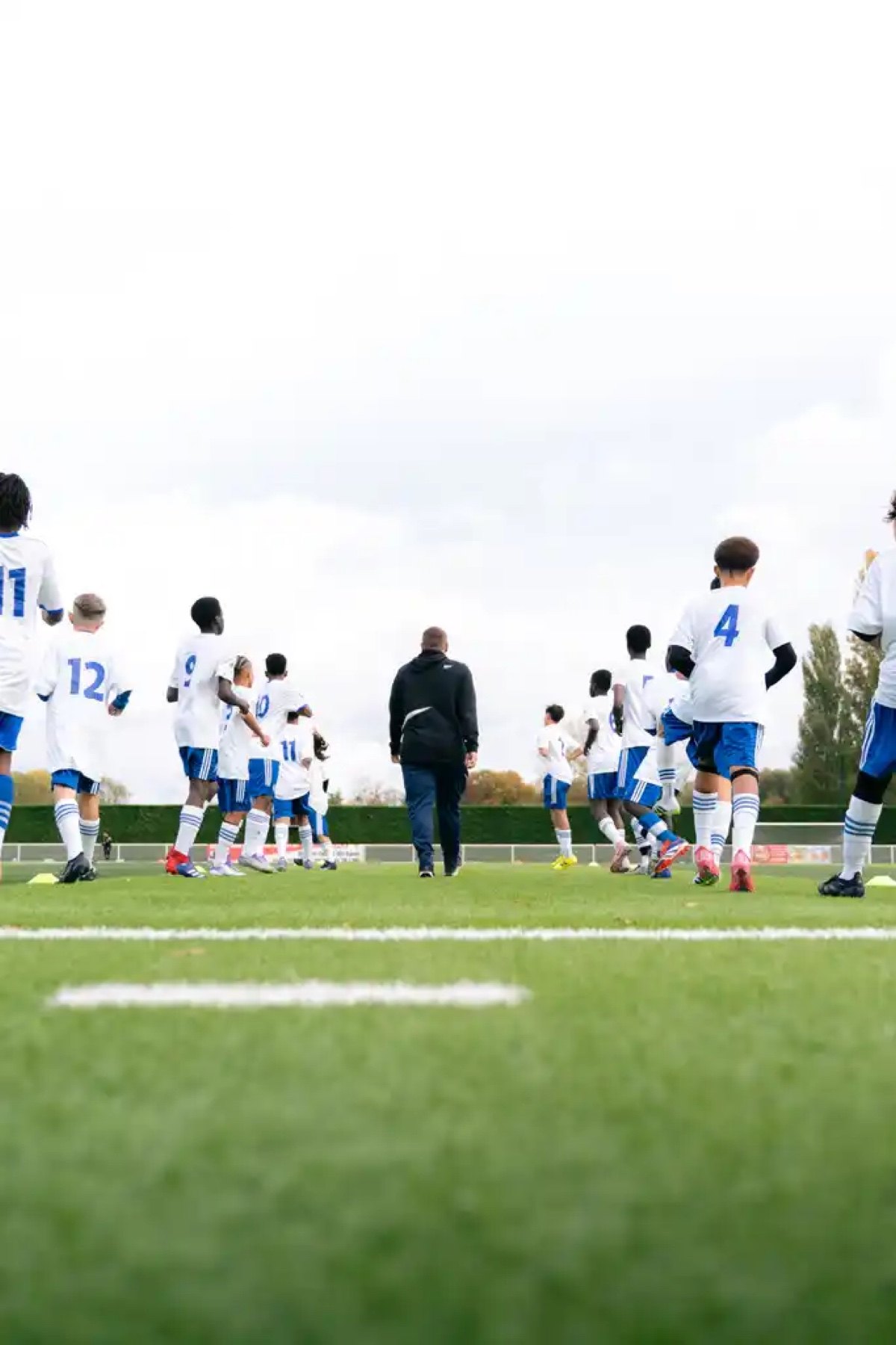 Jeunes joueurs du Racing à l'entraînement au centre de formation